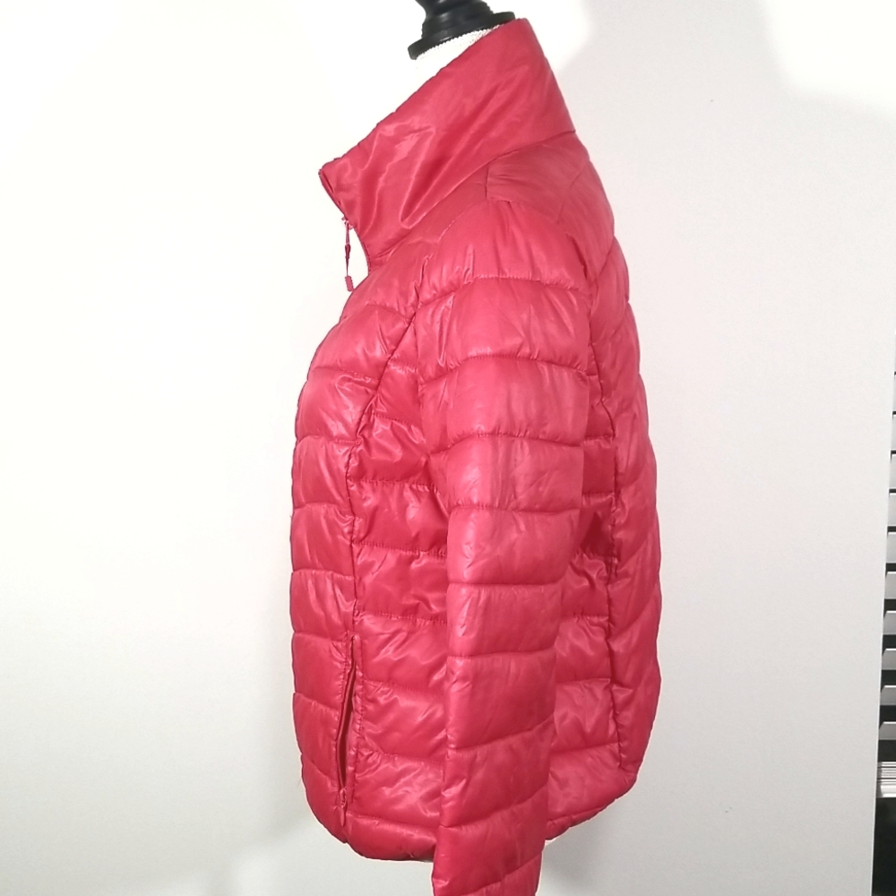Black Rivet Puffer Packable Pink Jacket. Size M - image 4